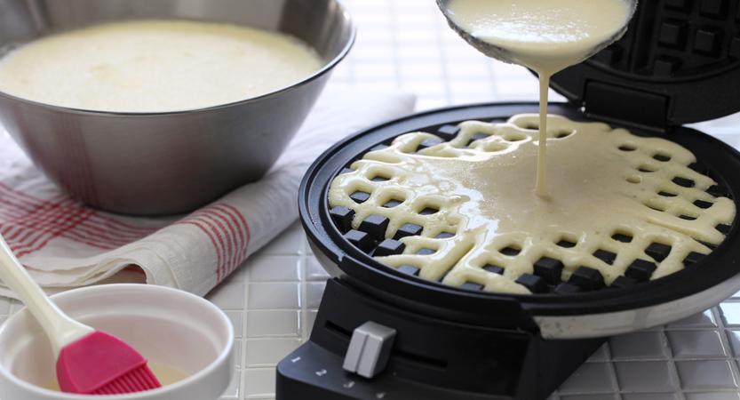 What's Cookin Good Lookin - Homemade Easy Waffles