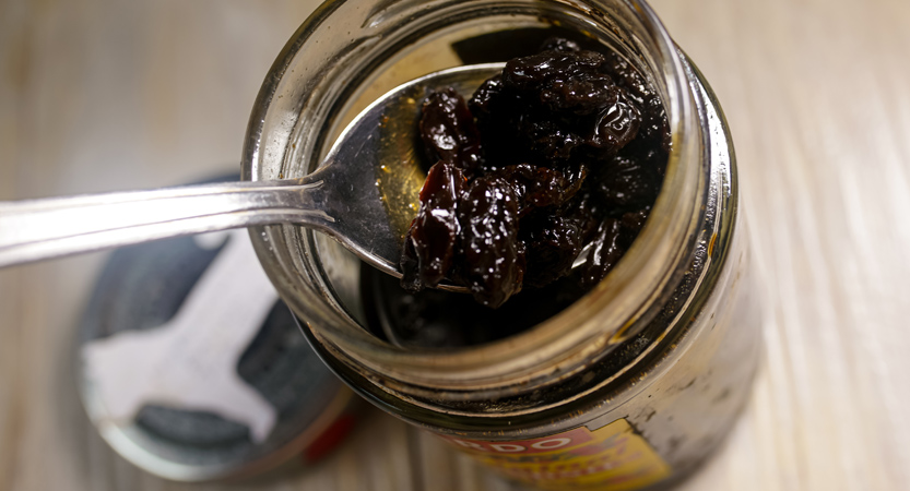 What's Cookin Good Lookin - Homemade Marinated Maraschino Raisins
