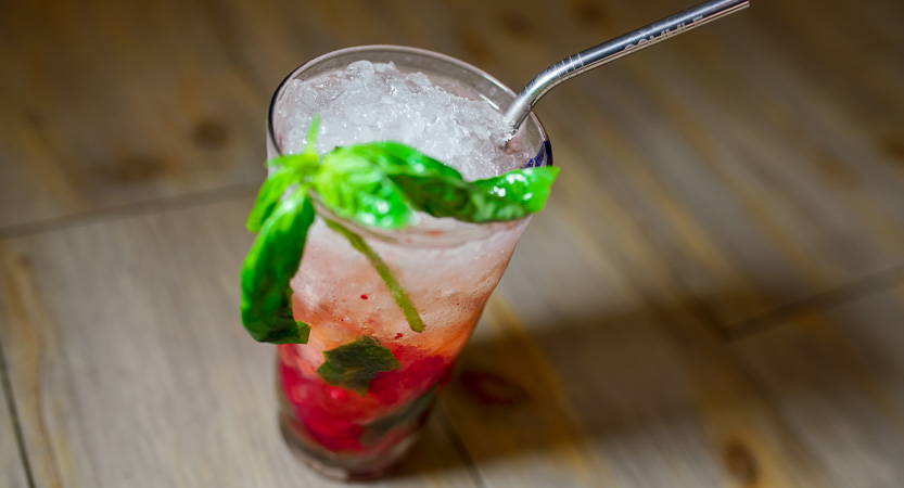 What's Cookin Good Lookin - Homemade Food Cocktails: Magical Strawberry BasilMojito